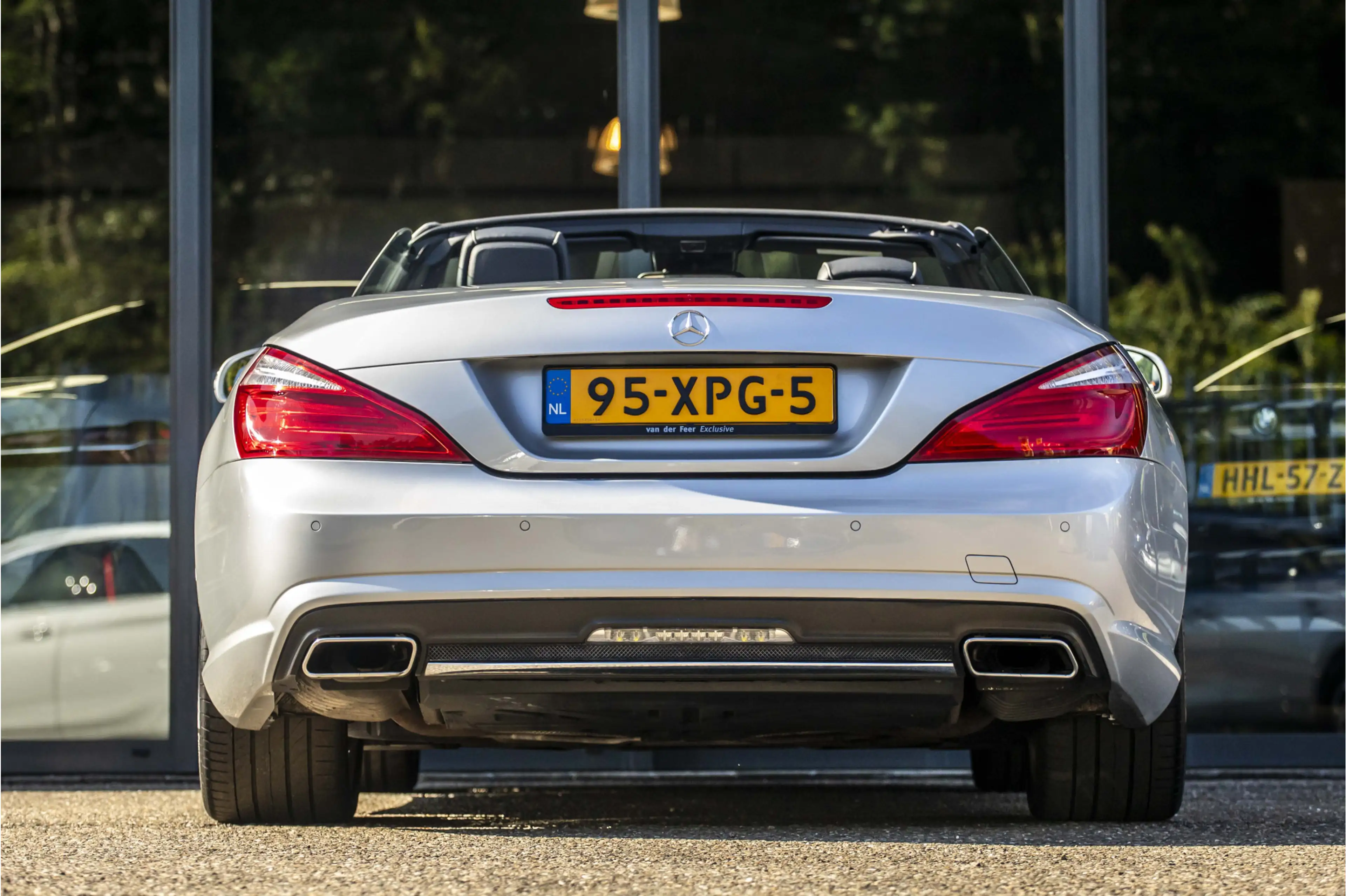 Mercedes-Benz SL 500 — photo 4