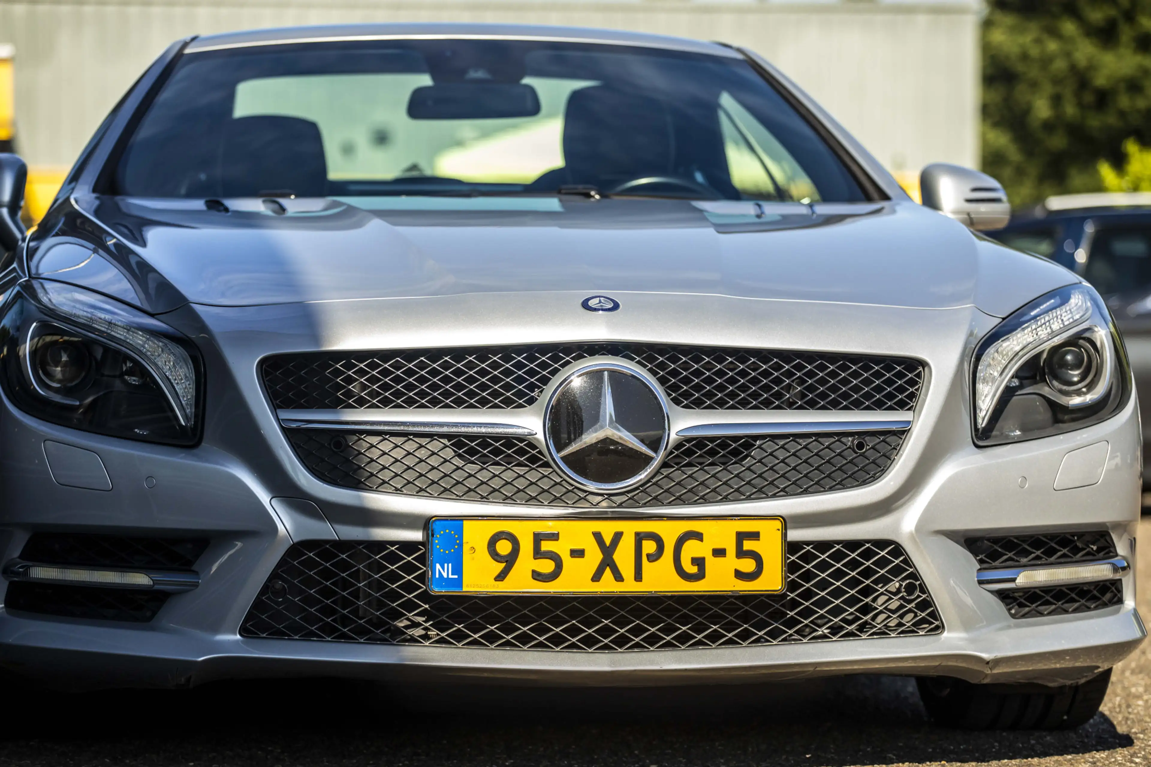 Mercedes-Benz SL 500 — photo 10
