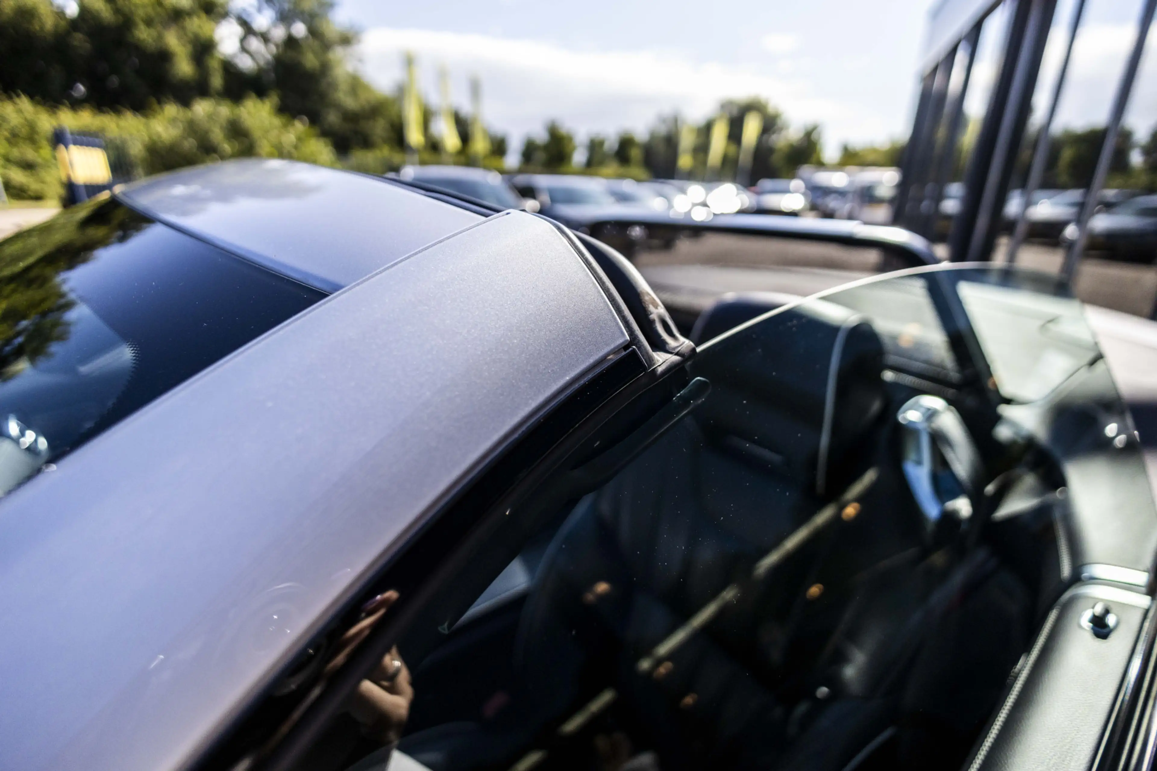 Mercedes-Benz SL 500 — photo 15