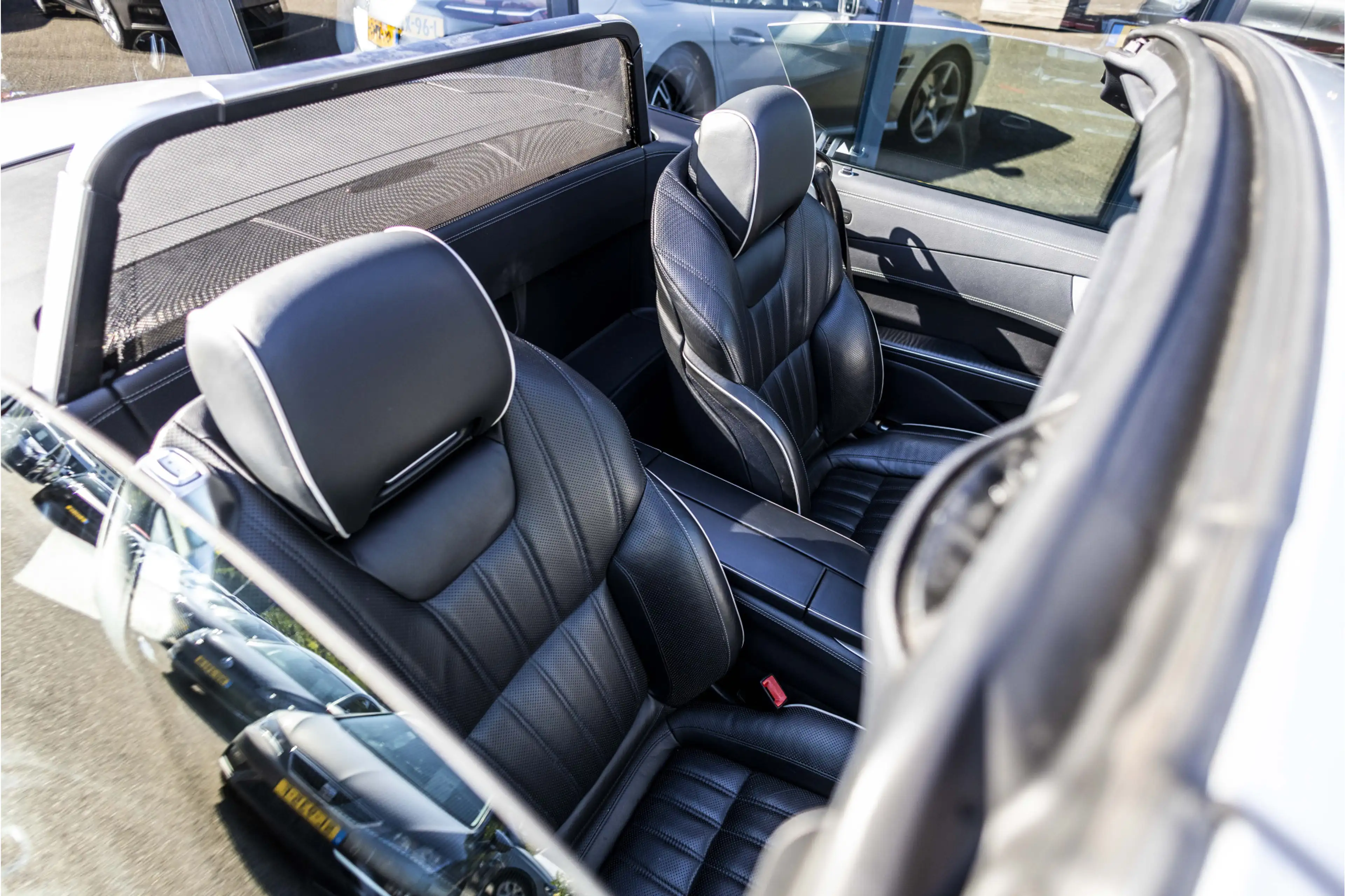 Mercedes-Benz SL 500 — photo 12