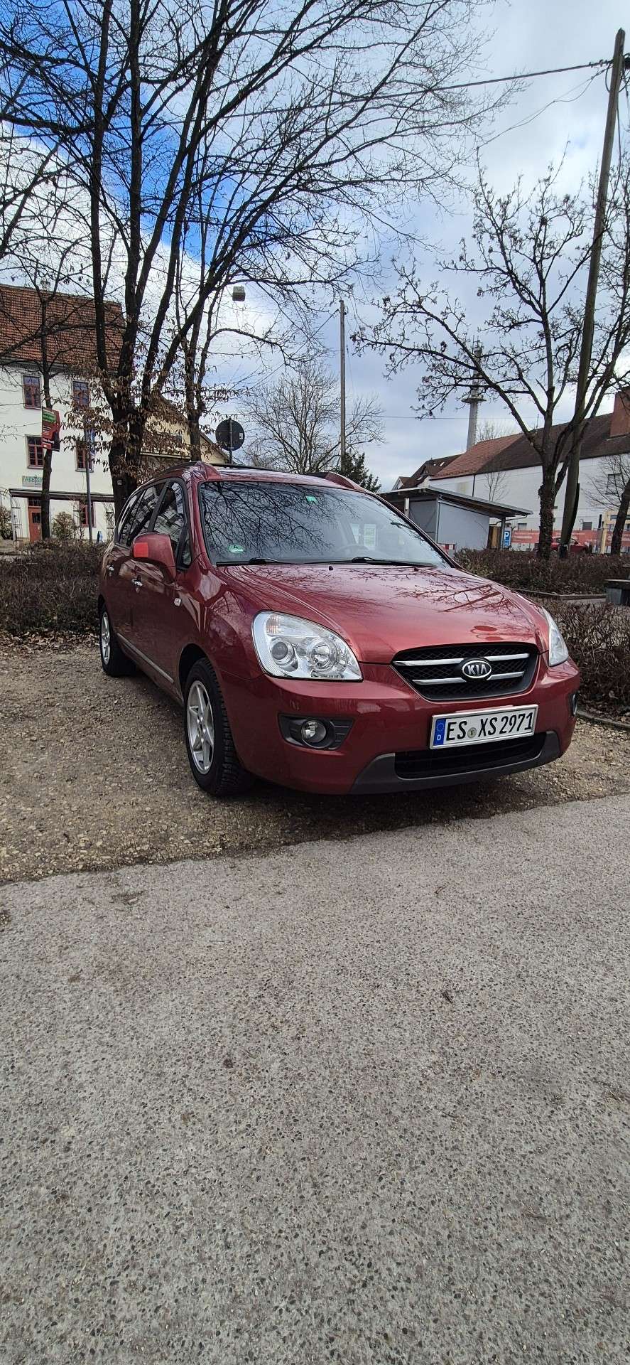 Second hand Kia Carens 2.0