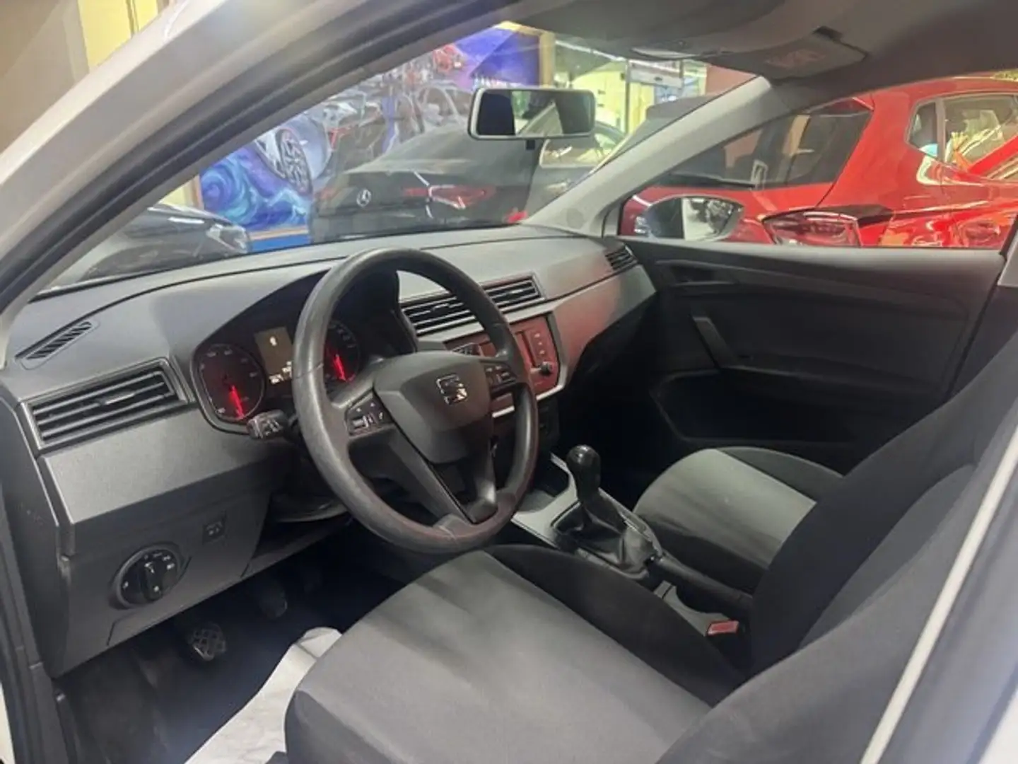 SEAT Ibiza 1.0 S&S Reference Plus 75 Blanco - 1