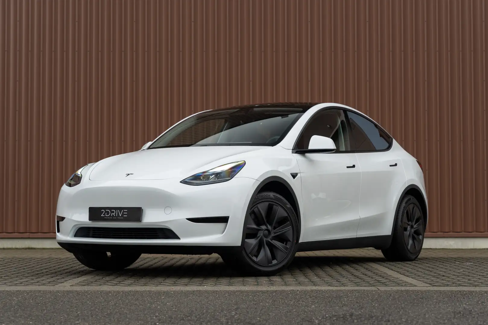 Tesla Model Y RWD | Pearl White | 19" Dark Gemini | NEW Blanc - 1