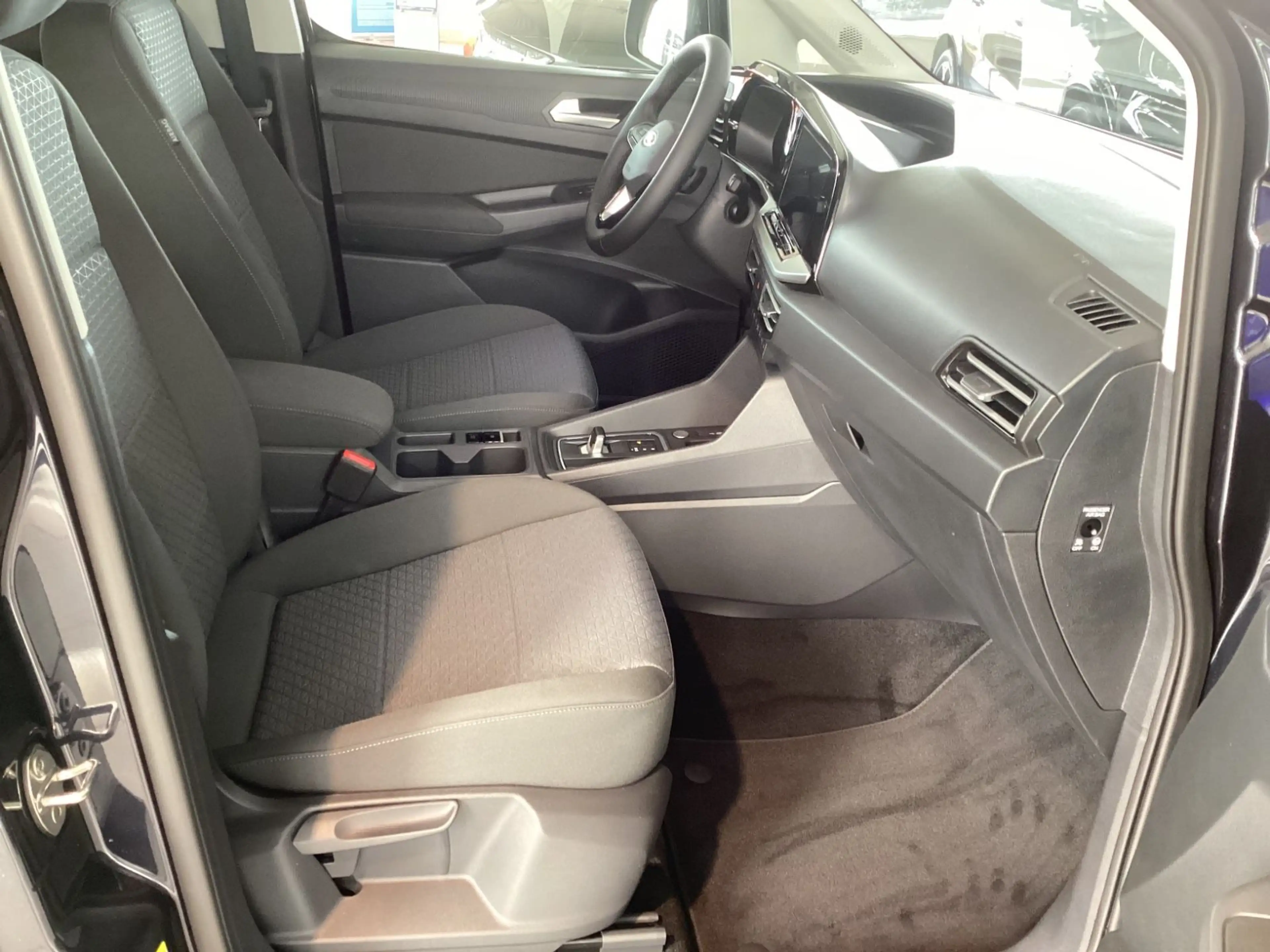 Ford Grand Tourneo Connect Titanium*LED*GJR*AHK*RFK* — photo 13