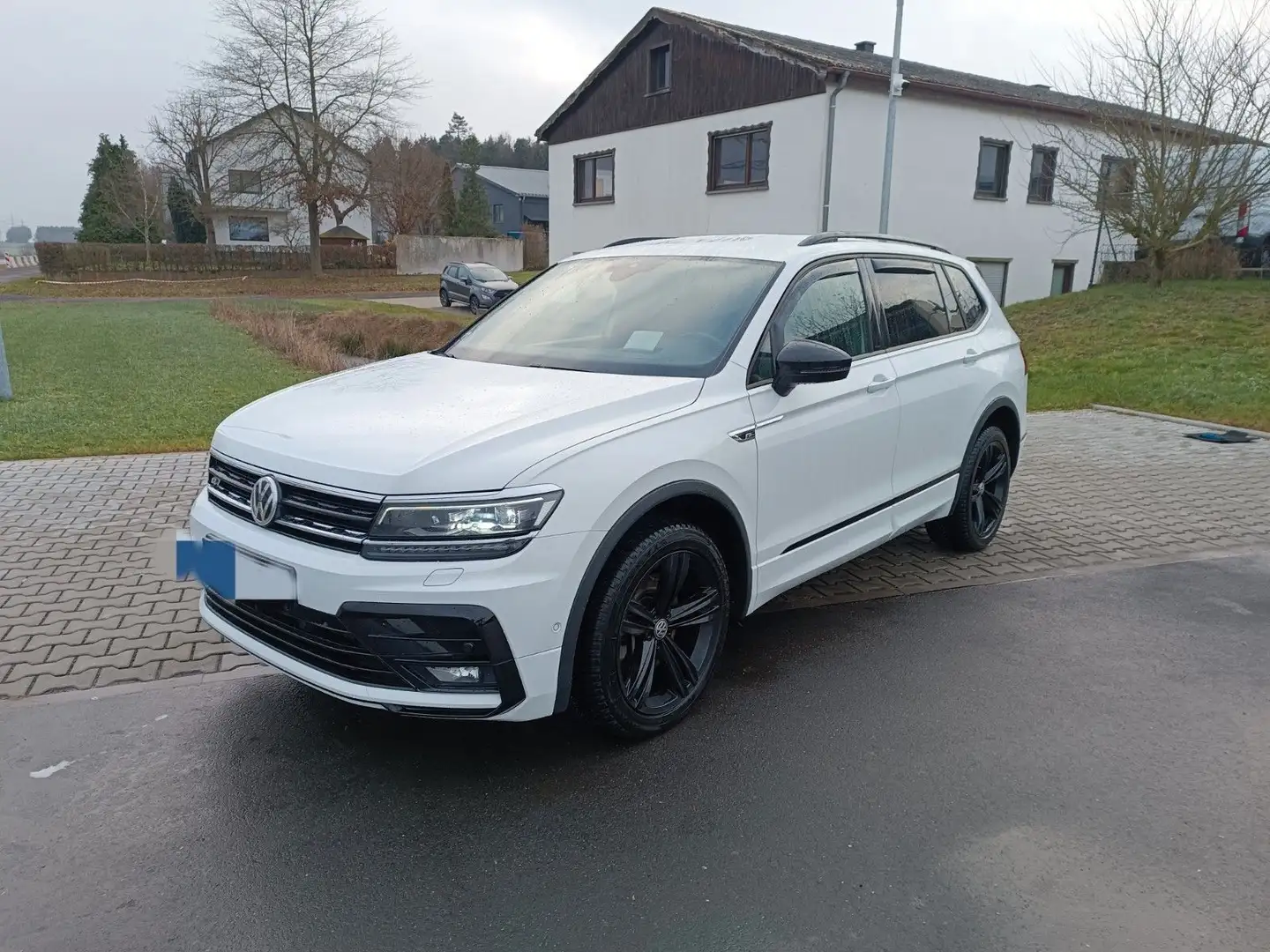 Volkswagen Tiguan Allspace Highline 4Motion Weiß - 1