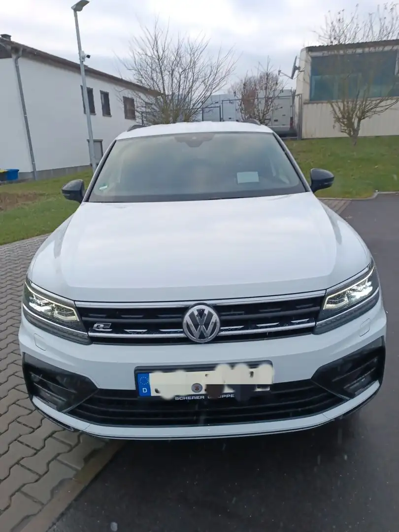 Volkswagen Tiguan Allspace Highline 4Motion Weiß - 2