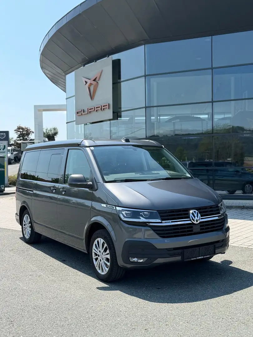 Volkswagen T6.1 California VW T6.1 California Beach TDI 4MOTION Grau - 2
