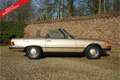 Mercedes-Benz SL 450 PRICE REDUCTION! Livery in Icon Gold (419) over Bl Or - thumbnail 49