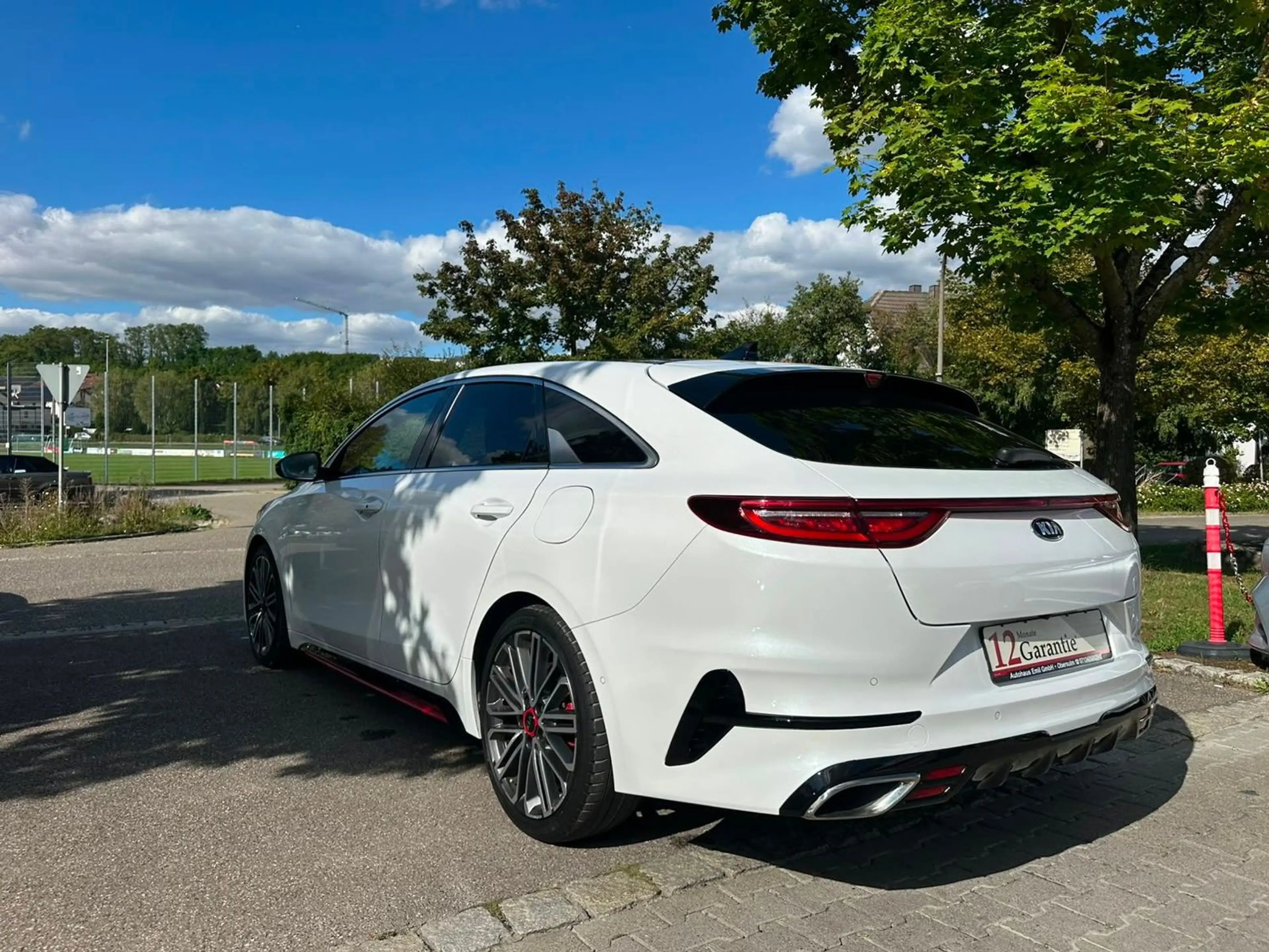 Kia ProCeed / pro_cee'd GT — photo 3