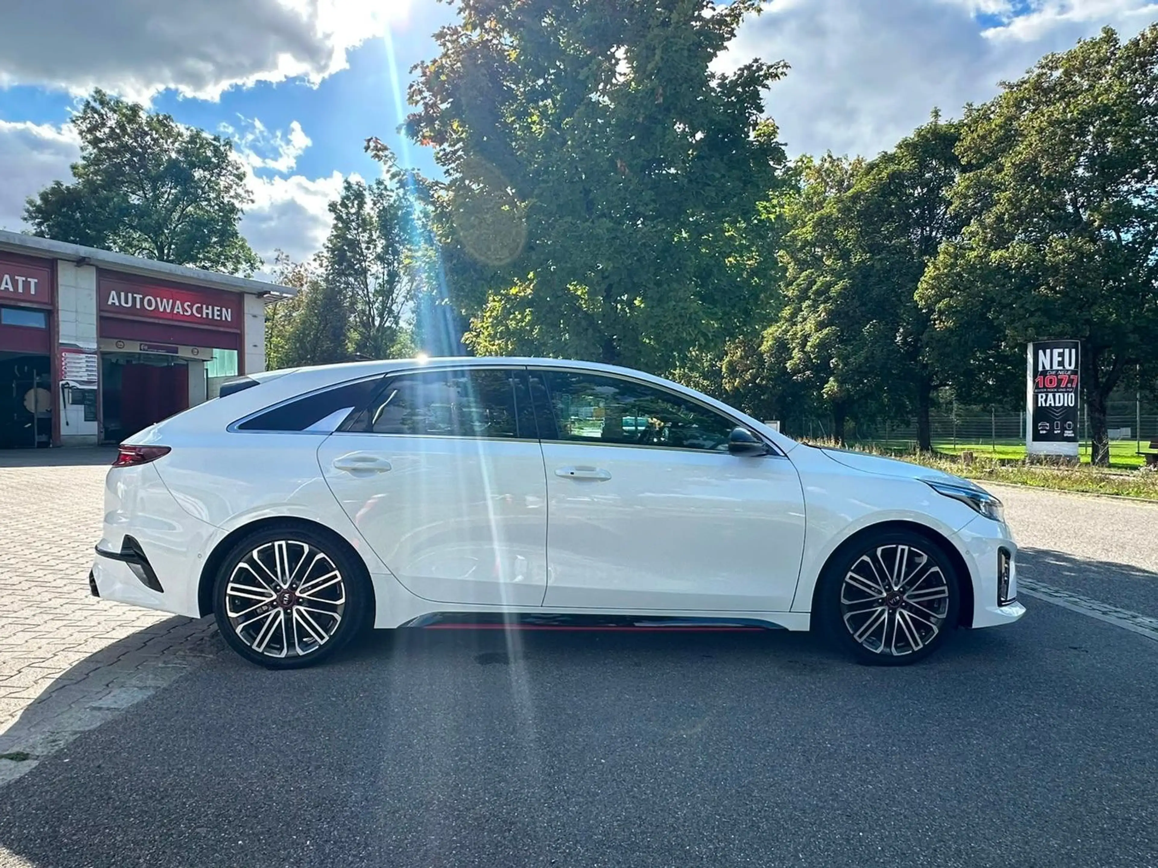 Kia ProCeed / pro_cee'd GT — photo 8