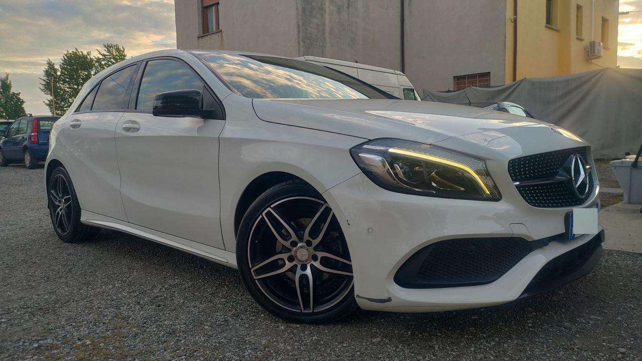 Mercedes-Benz A 180 d Automatic Premium AMG