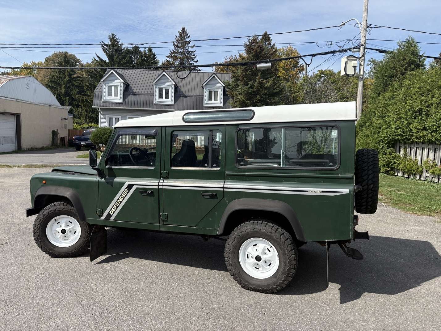 1997 Land Rover Defender thumb 8