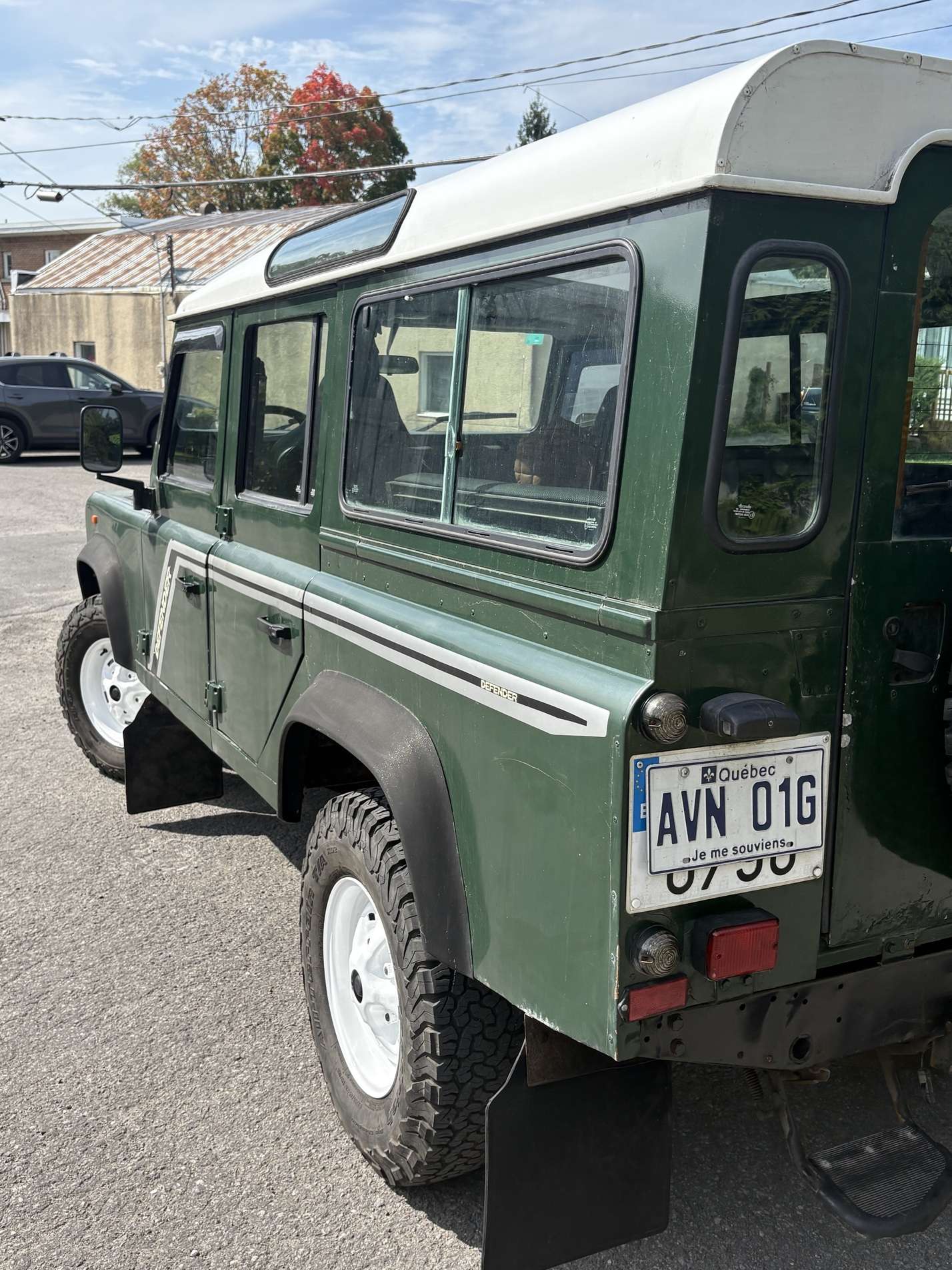 1997 Land Rover Defender thumb 6