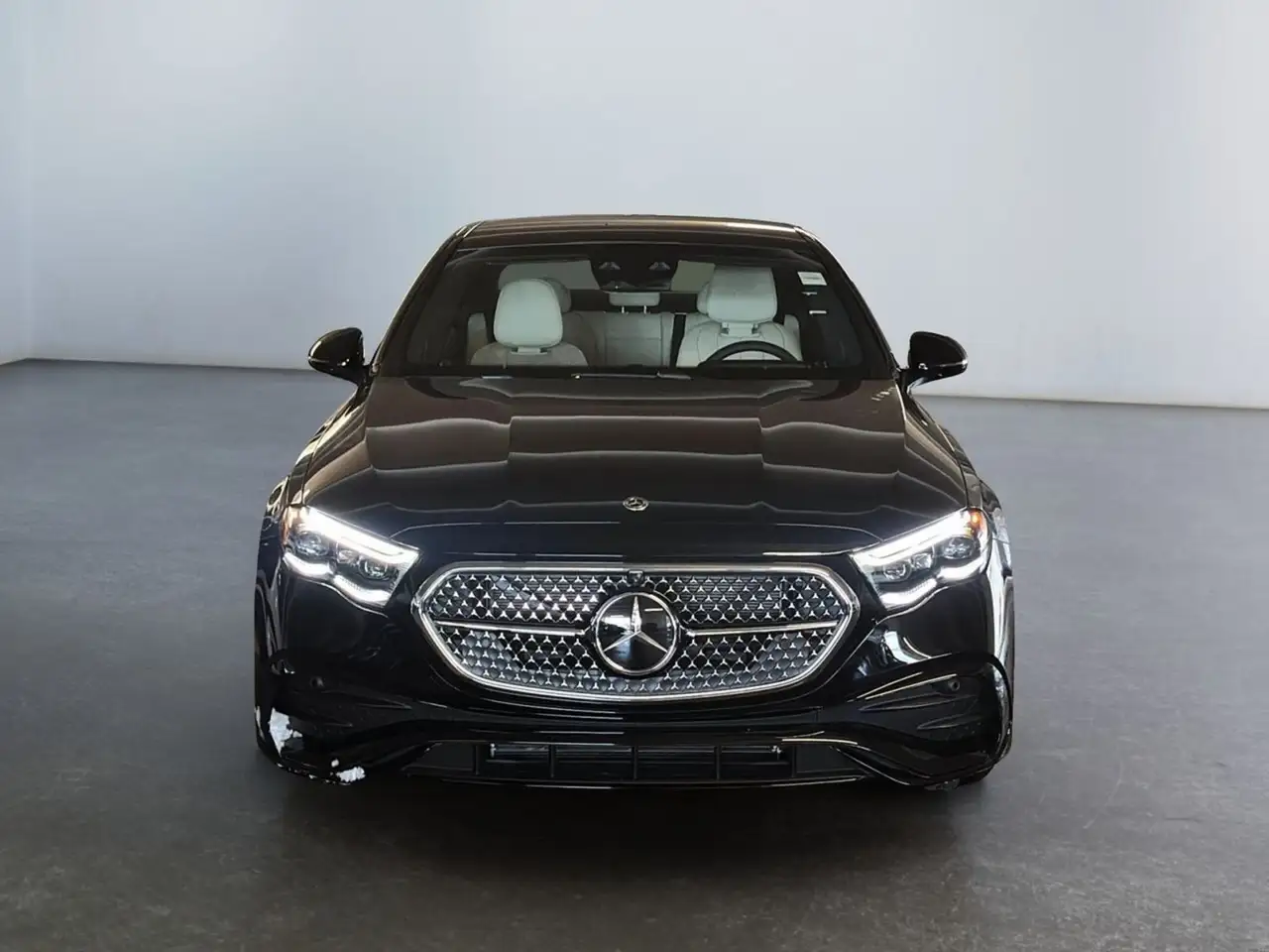Mercedes-Benz E-Class fotografie Mercedes-Benz E-Class