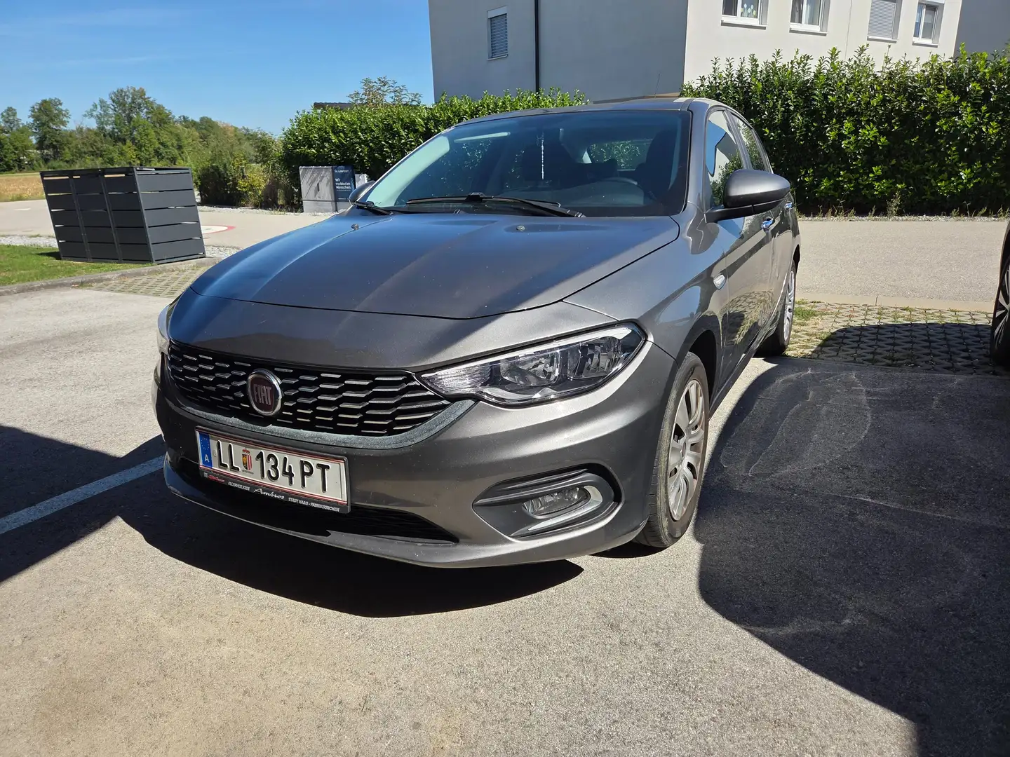 Fiat Tipo Tipo 1,3 MultiJet II 95 EasyEasy Grau - 2