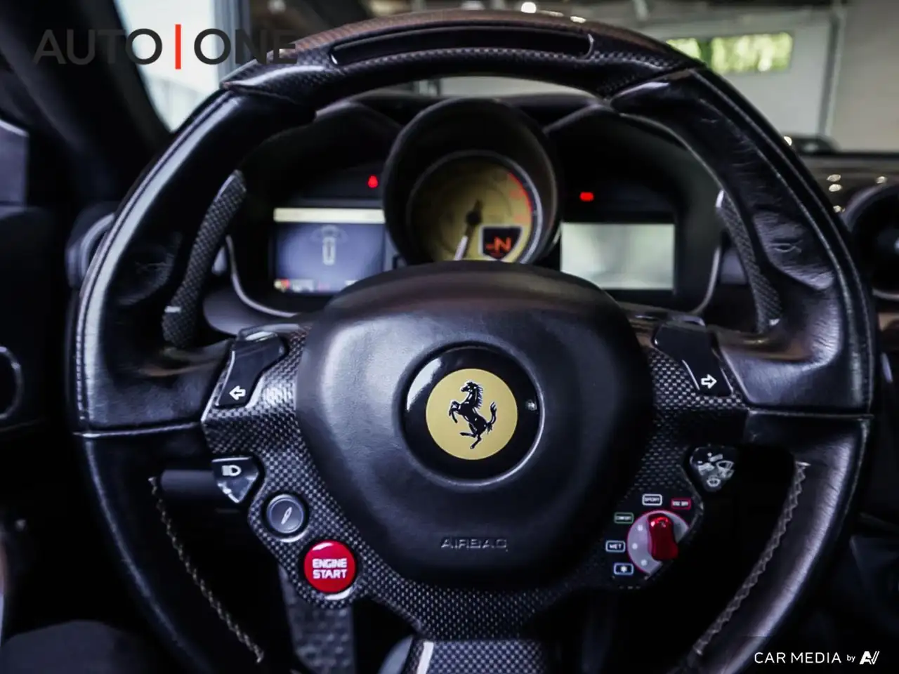 Ferrari FF снимка Ferrari FF