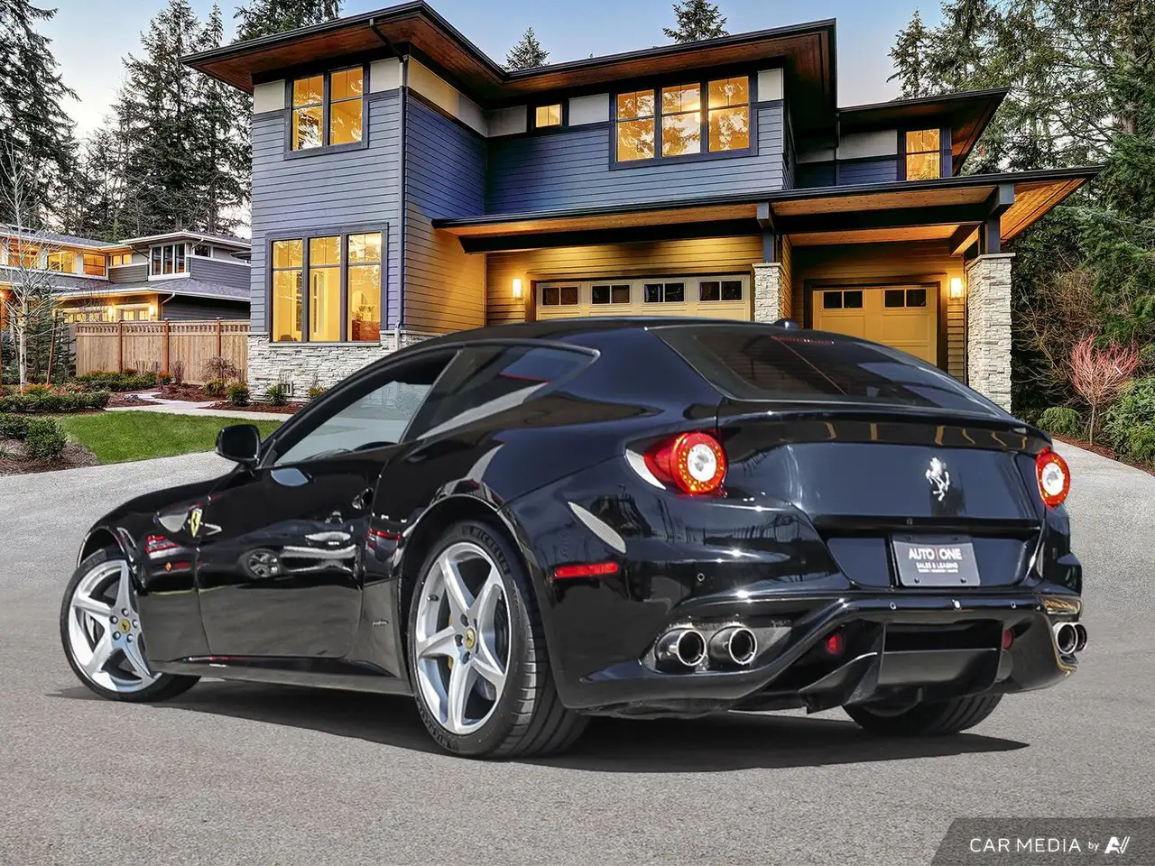 Ferrari FF снимка Ferrari FF