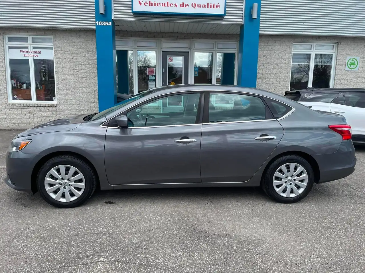 Nissan Sentra снимка Nissan Sentra