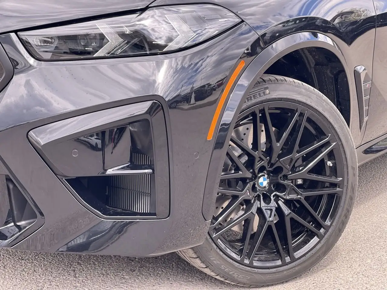 BMW X5 M снимка BMW X5 M