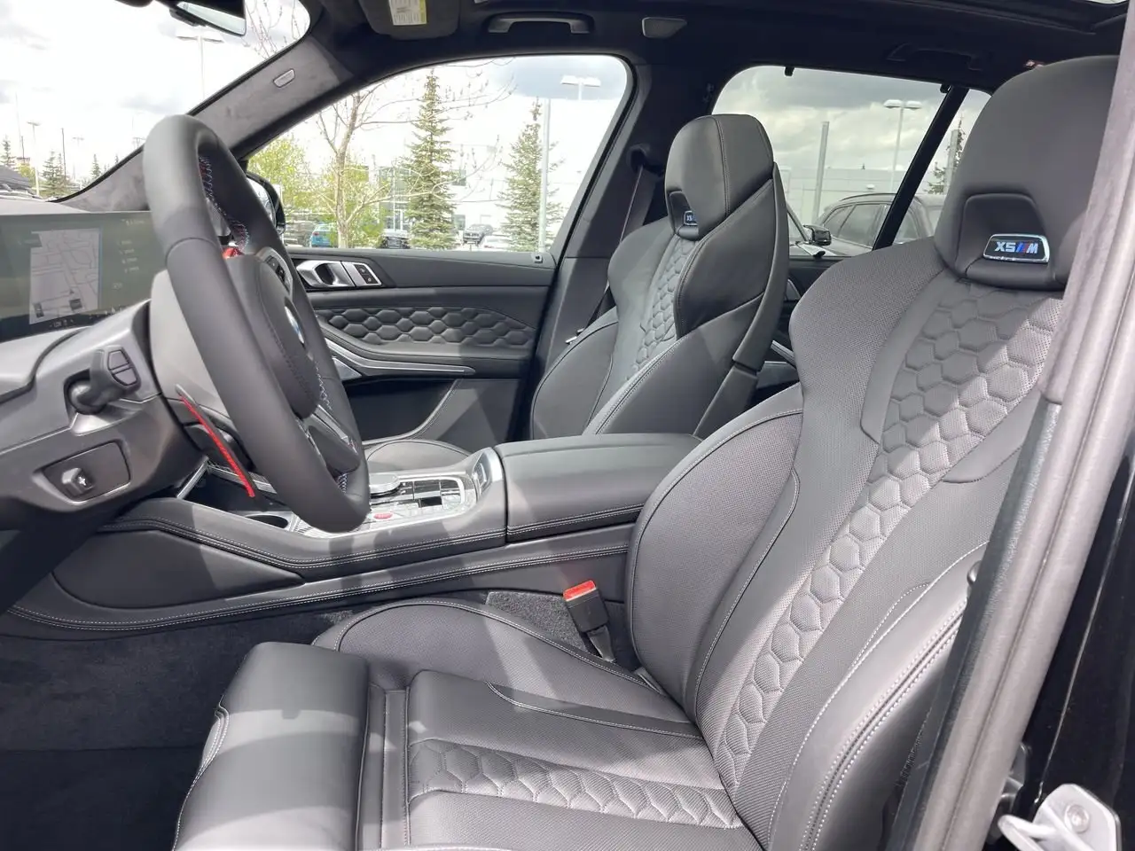 BMW X5 M снимка BMW X5 M
