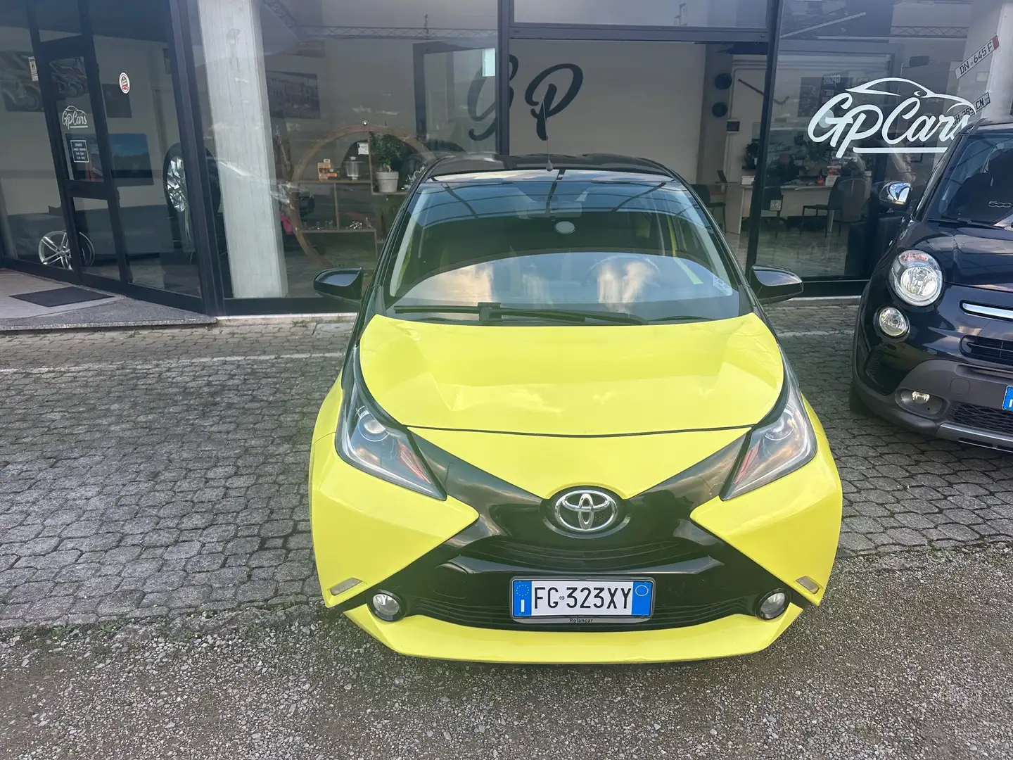 Toyota Aygo Aygo 5p 1.0 x-cool my15 IMPIANTO A GPL!!! Amarillo - 1