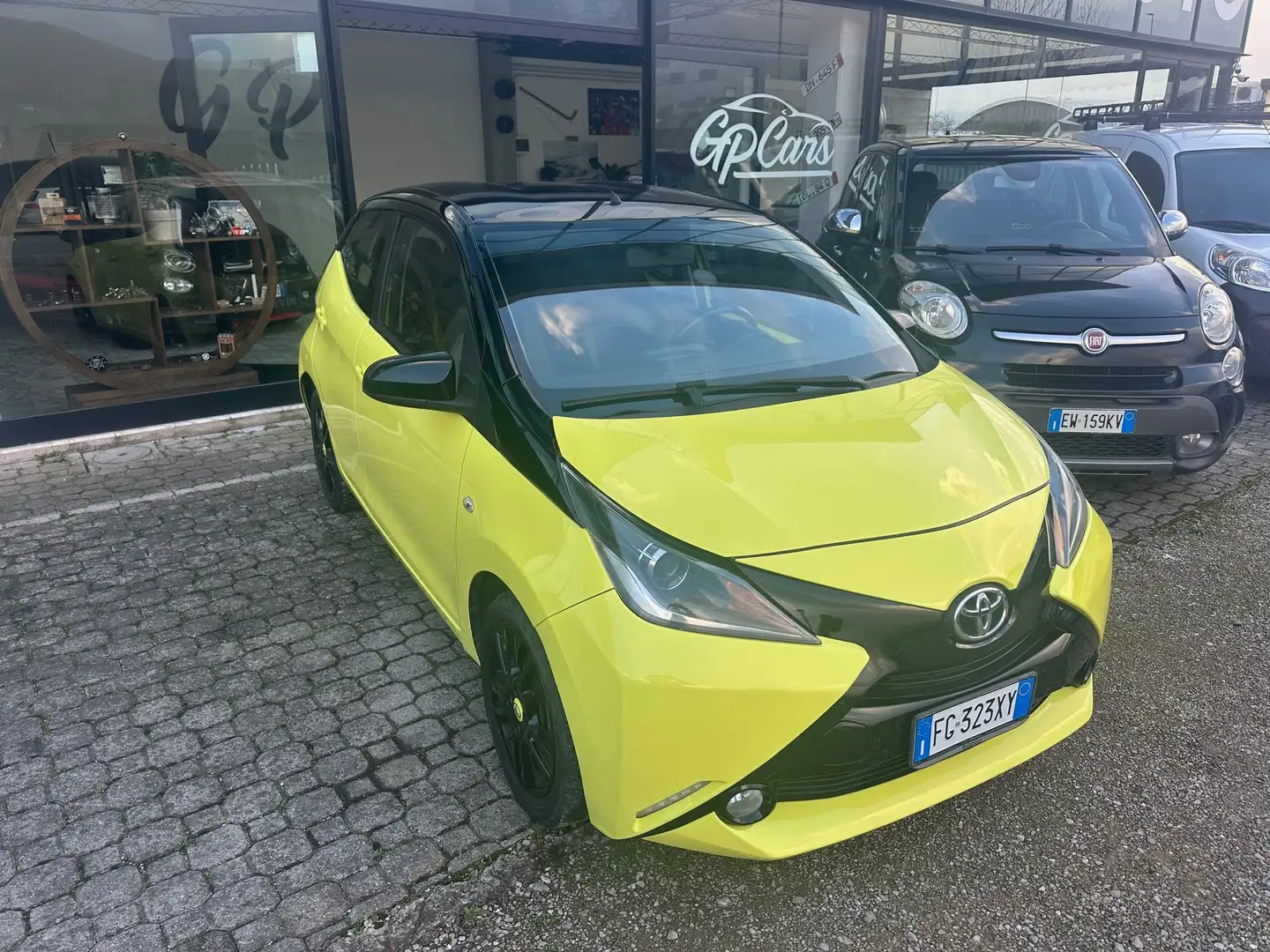 Toyota Aygo Aygo 5p 1.0 x-cool my15 IMPIANTO A GPL!!! Amarillo - 2