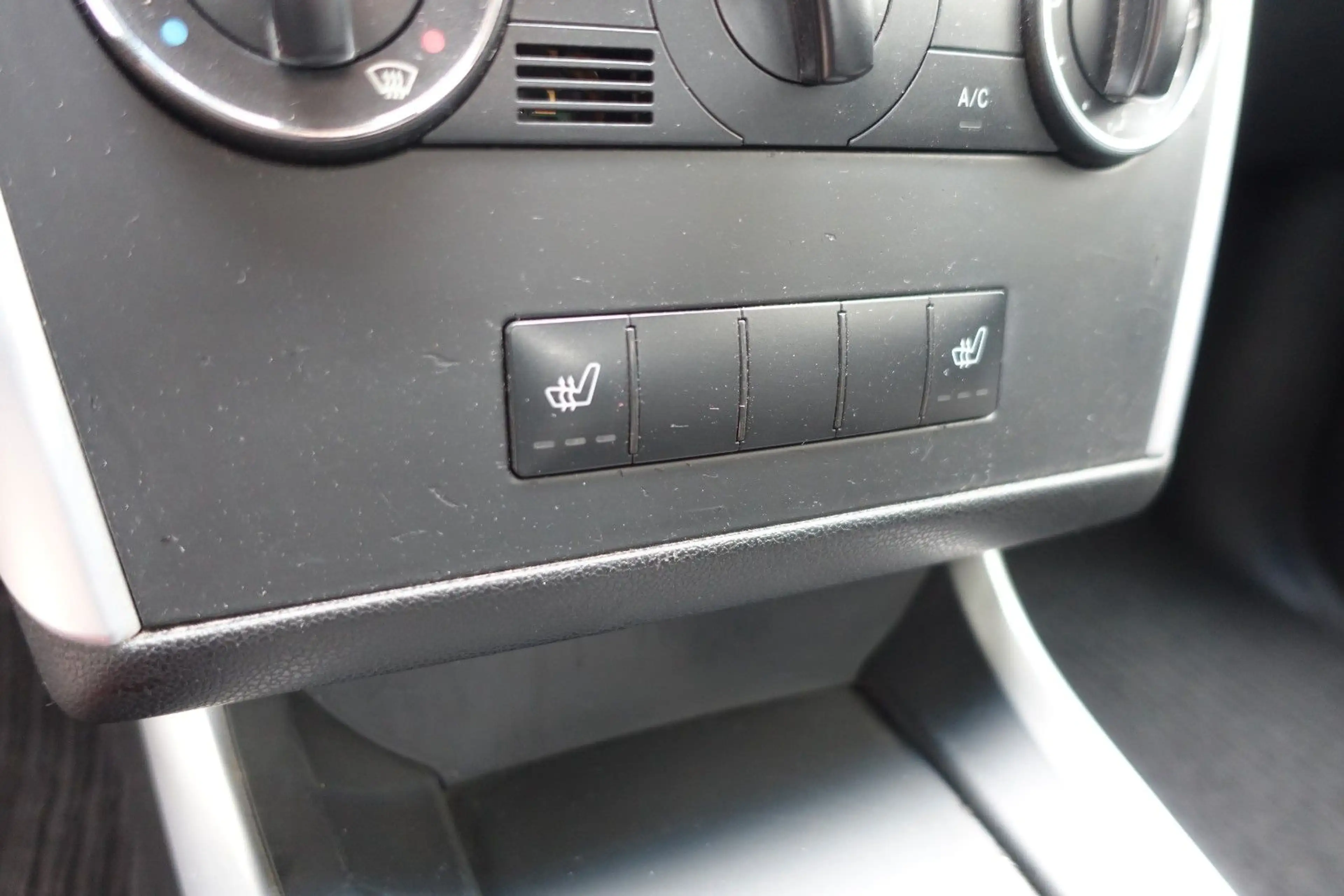 Mercedes-Benz B 200 *NAVI*KLIMA*SHZ*ISOFIX*AHK*TÜV+SERVICE NEU* — photo 12