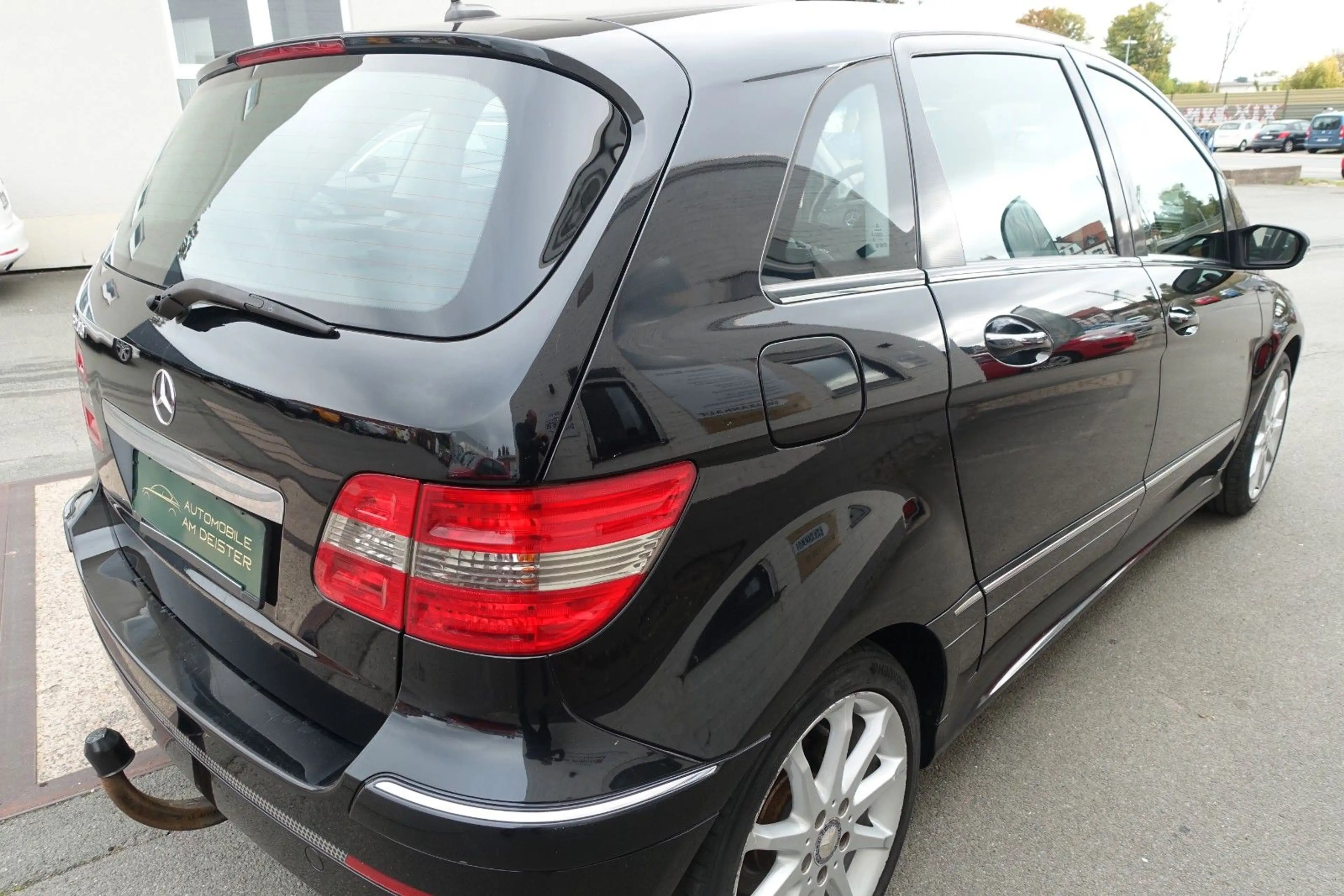 Mercedes-Benz B 200 *NAVI*KLIMA*SHZ*ISOFIX*AHK*TÜV+SERVICE NEU* — photo 4