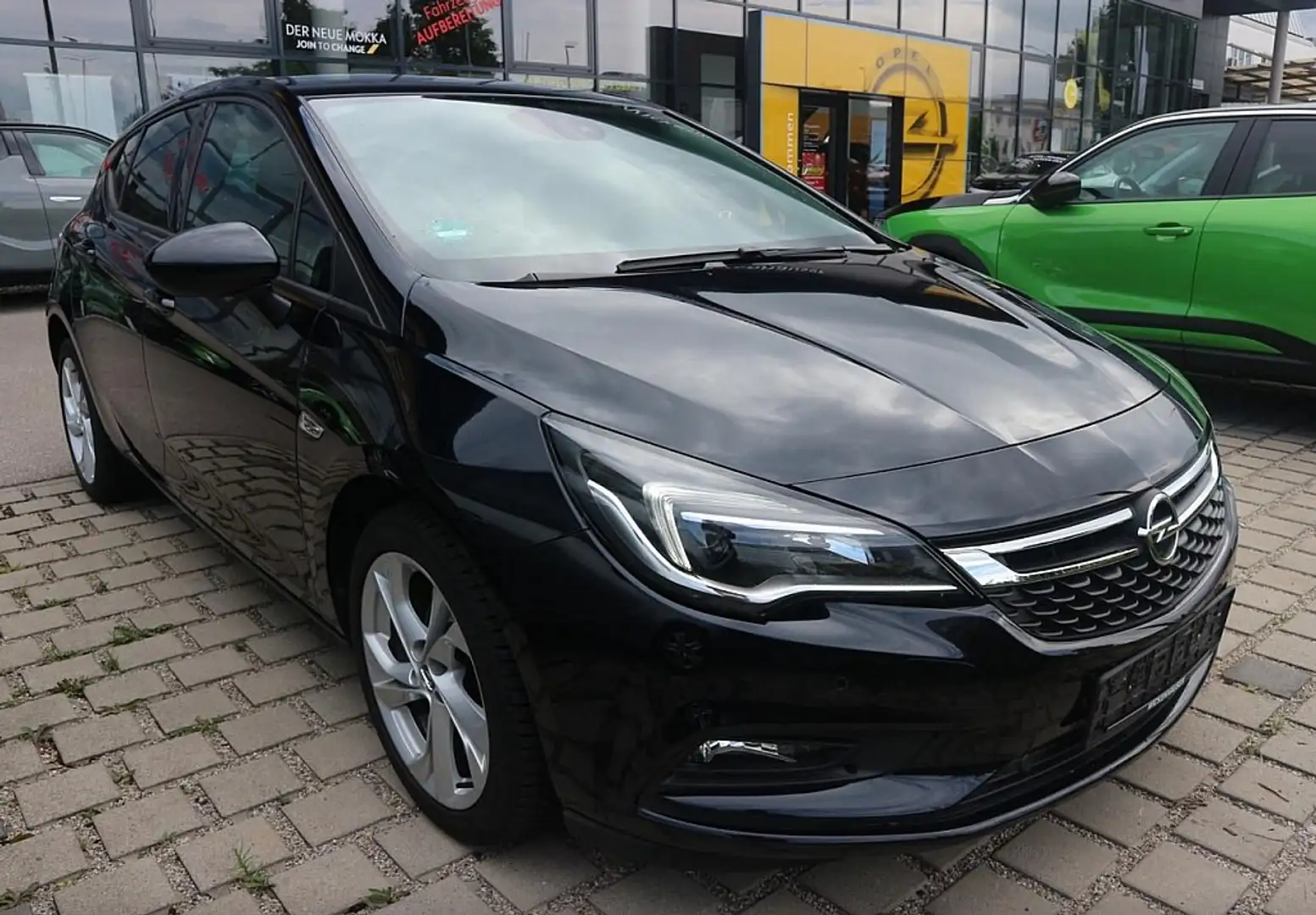 Opel Astra 1,4 Turbo Direct Injection Dynamic Start/Stop Blau - 1