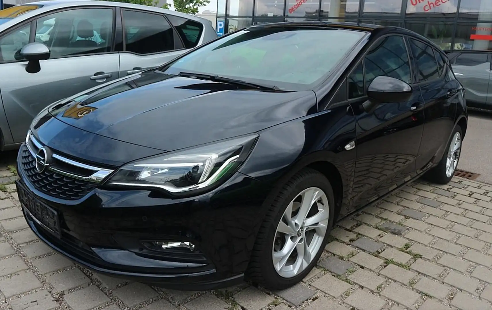 Opel Astra 1,4 Turbo Direct Injection Dynamic Start/Stop Blau - 2
