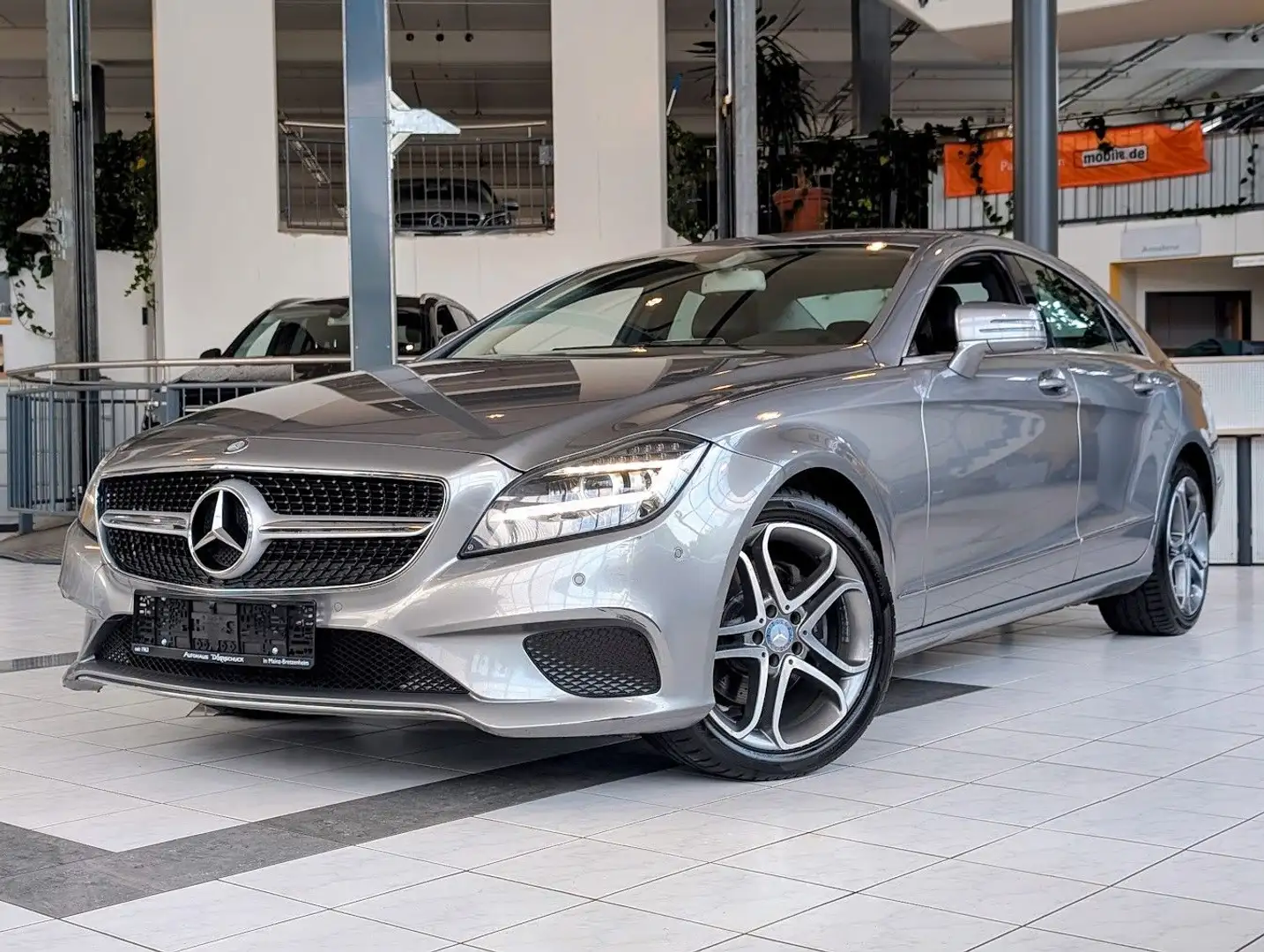 Mercedes-Benz CLS 220 d Coupé *LEDER*NAVI*LED*9G*SPORTPAKET* Argent - 2