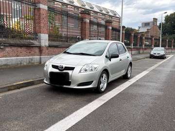 Auris 1.4i VVT-i 16v Luna