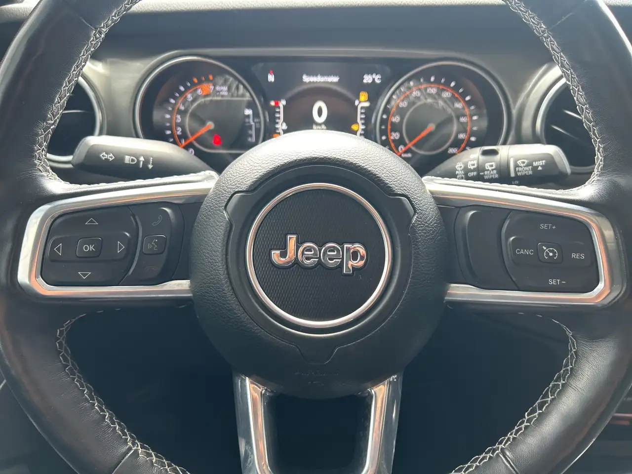 Jeep Wrangler снимка Jeep Wrangler