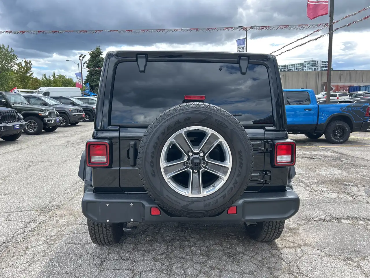 Jeep Wrangler снимка Jeep Wrangler