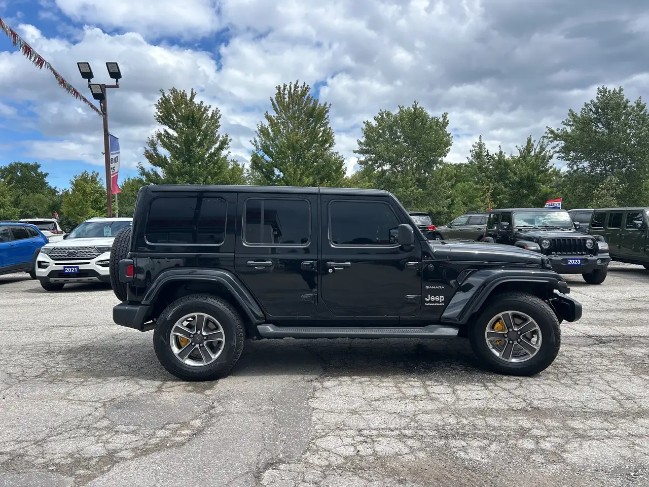 Jeep Wrangler снимка Jeep Wrangler