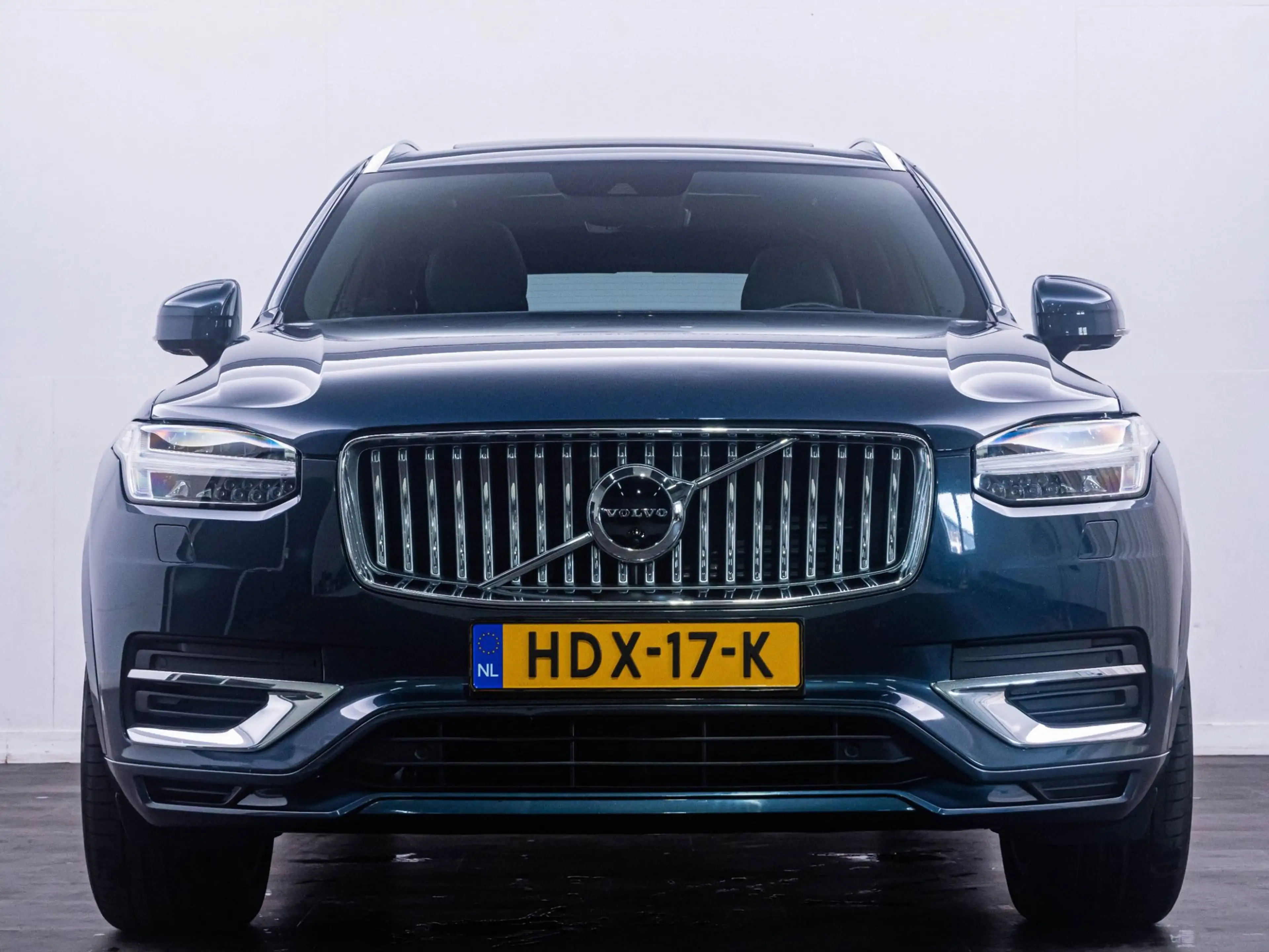 Volvo XC90 2.0 T8 Recharge AWD R-Design|HUD|ACC|LED|Pano! — photo 13