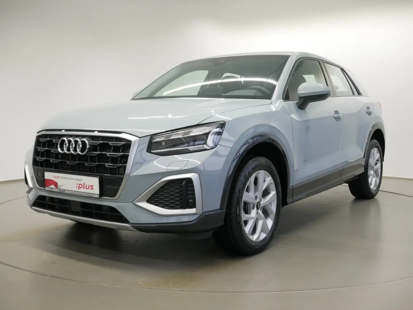 Audi Q2 35 TFSI S tro. advanced MATRIX AHK virt. Cock. Grau - 2
