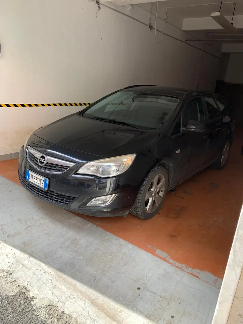 Opel Astra Sports Tourer 1.6 Cosmo 115cv - 1