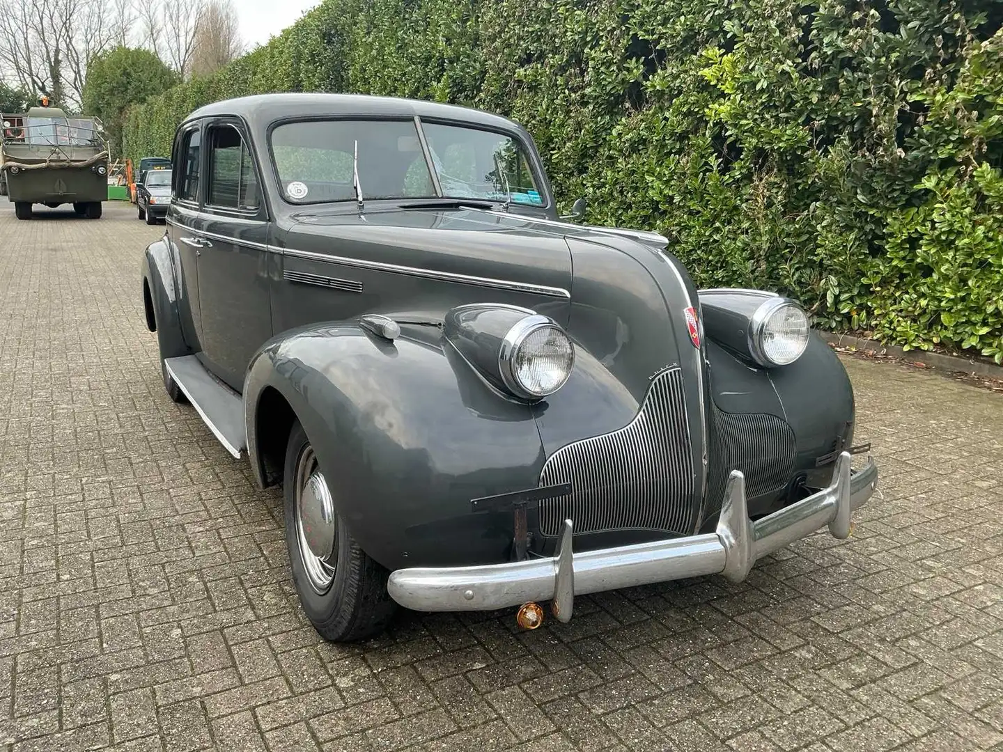 Buick Special Grau - 1