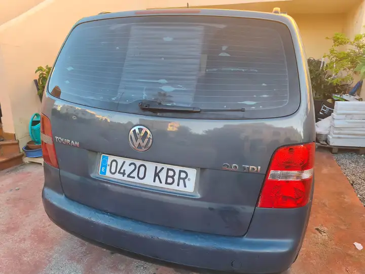 Volkswagen Touran 2.0 TDI Highline 2006, foto 11