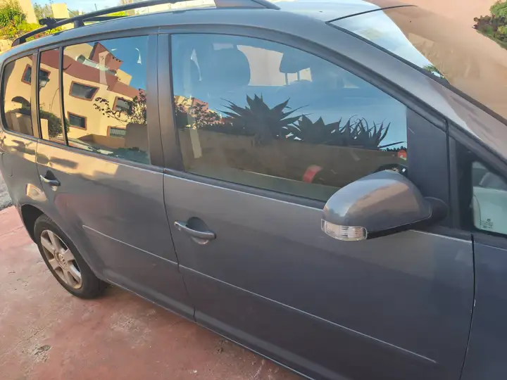Volkswagen Touran 2.0 TDI Highline 2006, foto 8