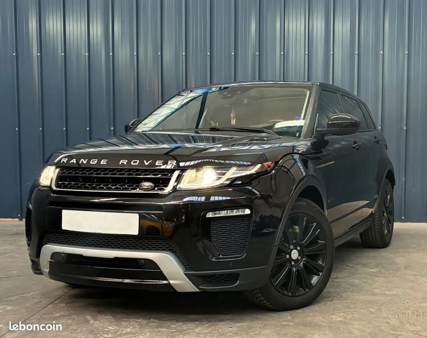 Land Rover Range Rover Evoque 2.0 150ch Boite automatique BVA9 Garantie 1 an Toit Panoramique Sièges electriques Caméra de recul Sellerie Cuir Noir - 1