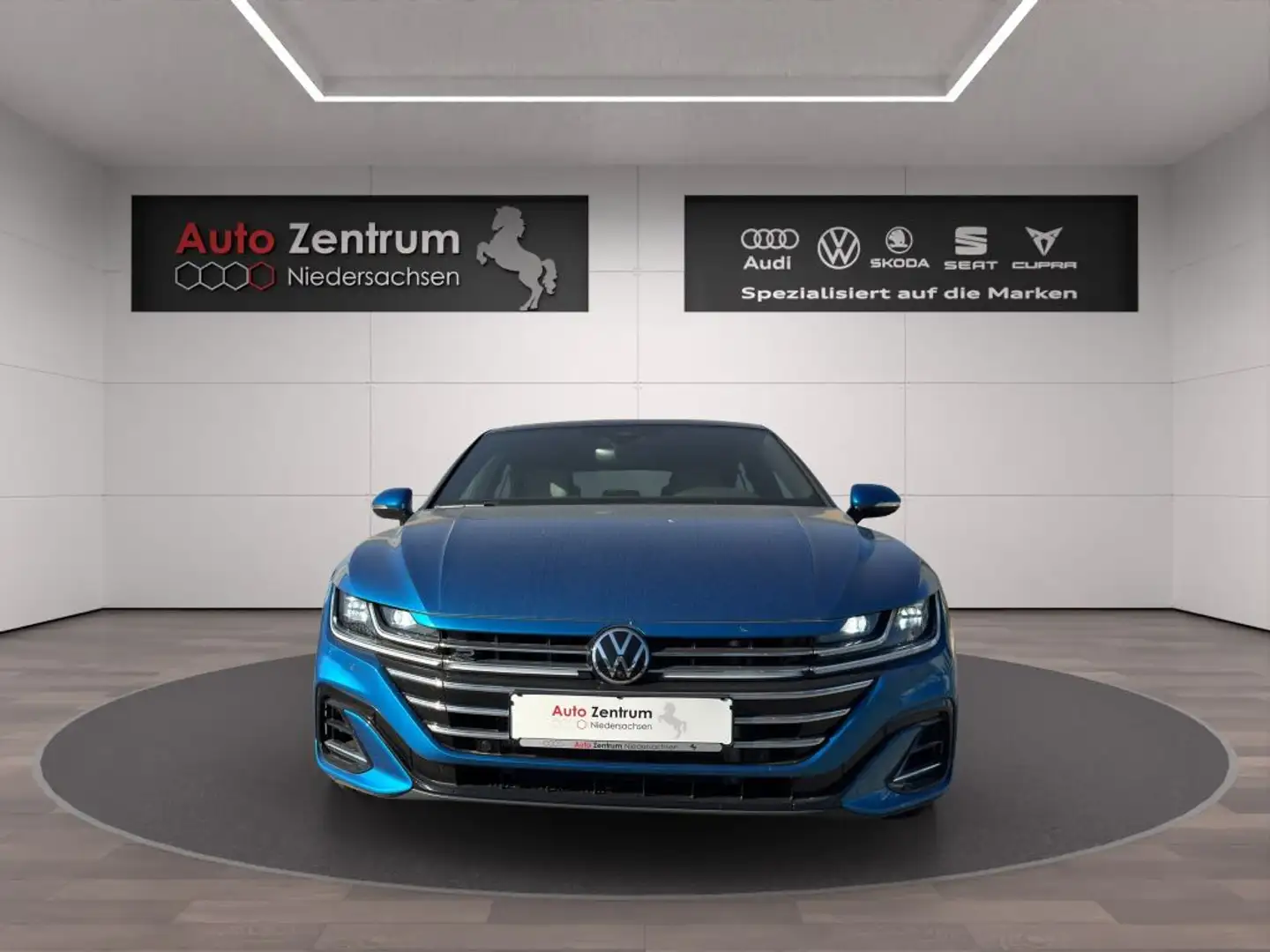 Volkswagen Arteon 2.0 TSI 4M R-Line HarmanKard Tageszl.mit 0-KM*PANO Blu/Azzurro - 2