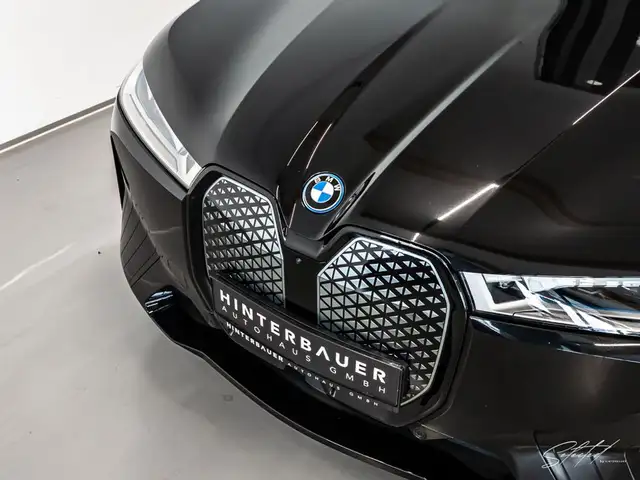 BMW iX xDrive M60*AHK*LUFTFED*BOWERS*HEADUP*22''ZOLL* Ansicht 11