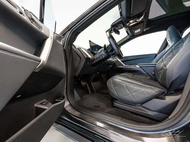 BMW iX xDrive M60*AHK*LUFTFED*BOWERS*HEADUP*22''ZOLL* Ansicht 26