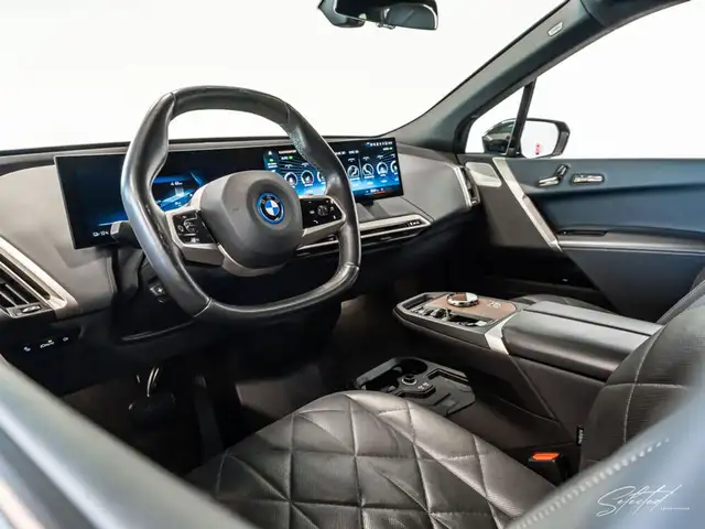 BMW iX xDrive M60*AHK*LUFTFED*BOWERS*HEADUP*22''ZOLL* Ansicht 29