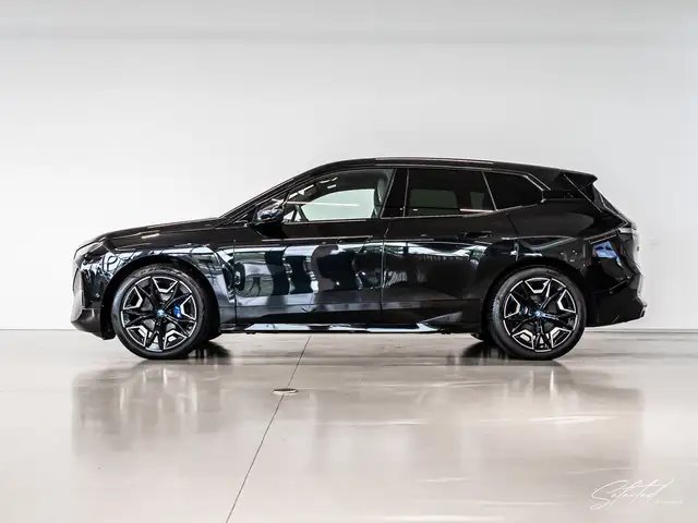 BMW iX xDrive M60*AHK*LUFTFED*BOWERS*HEADUP*22''ZOLL* Ansicht 17