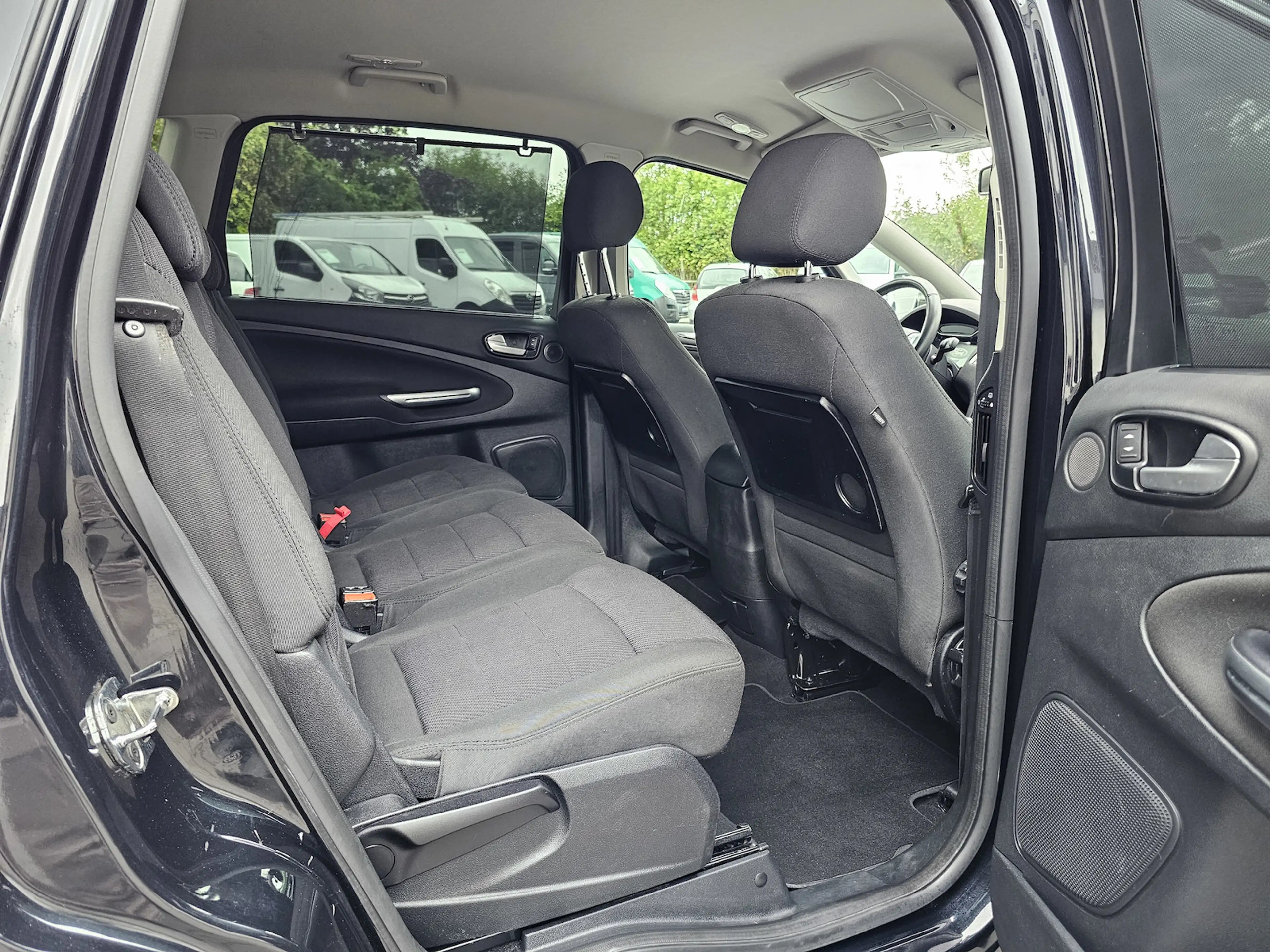 Ford S-Max 1.6 Titanium NAVI PDC AUS 1.HAND — photo 9