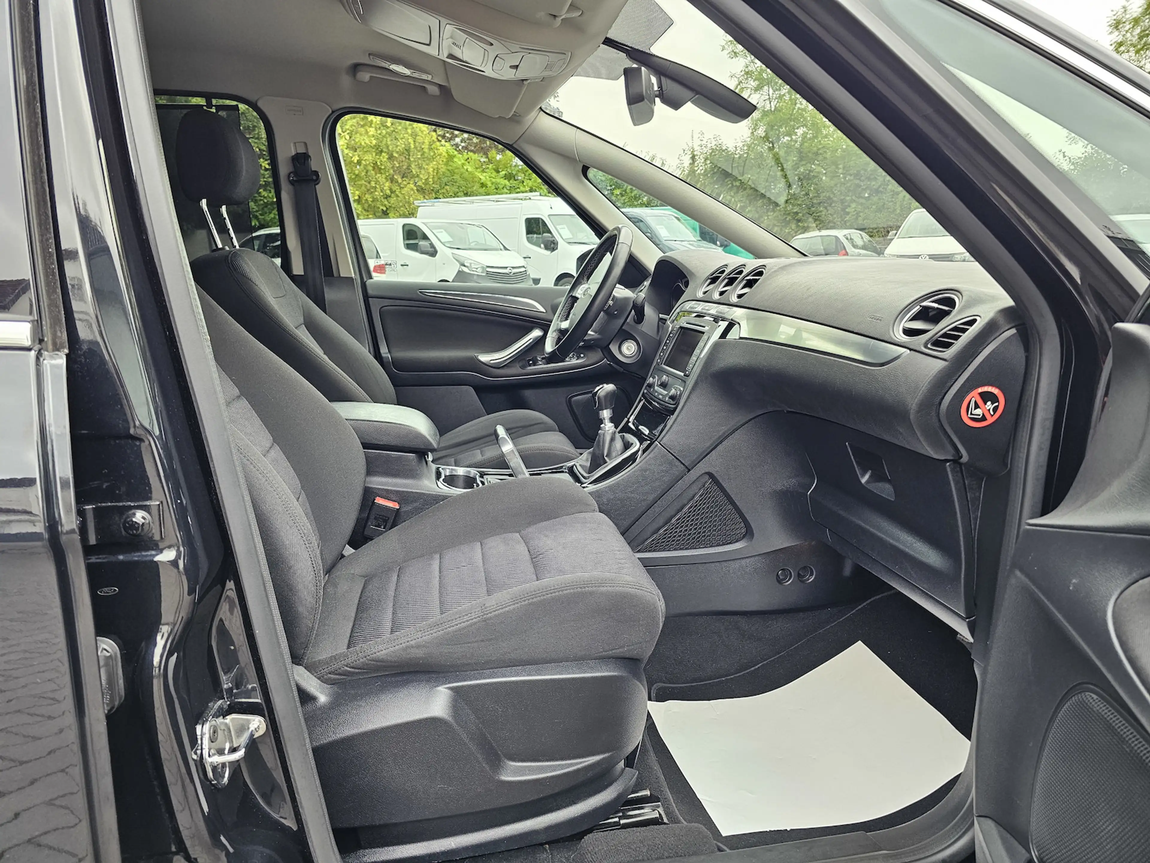 Ford S-Max 1.6 Titanium NAVI PDC AUS 1.HAND — photo 8
