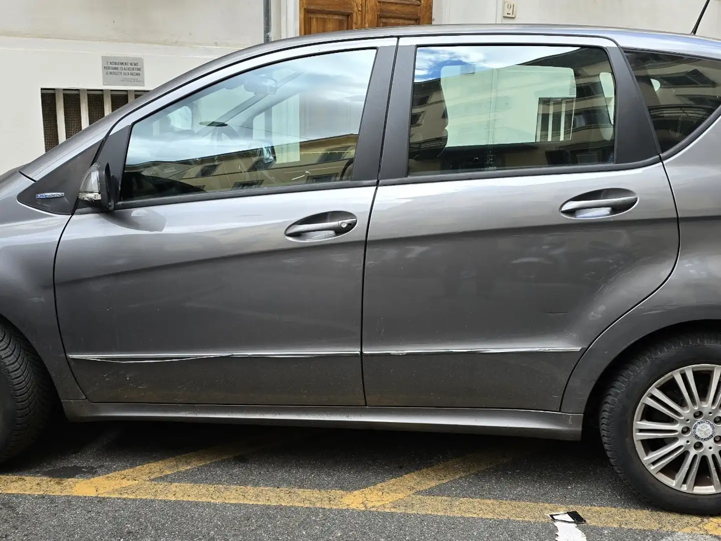 Mercedes-Benz A 160 Style auto Grigio - 1